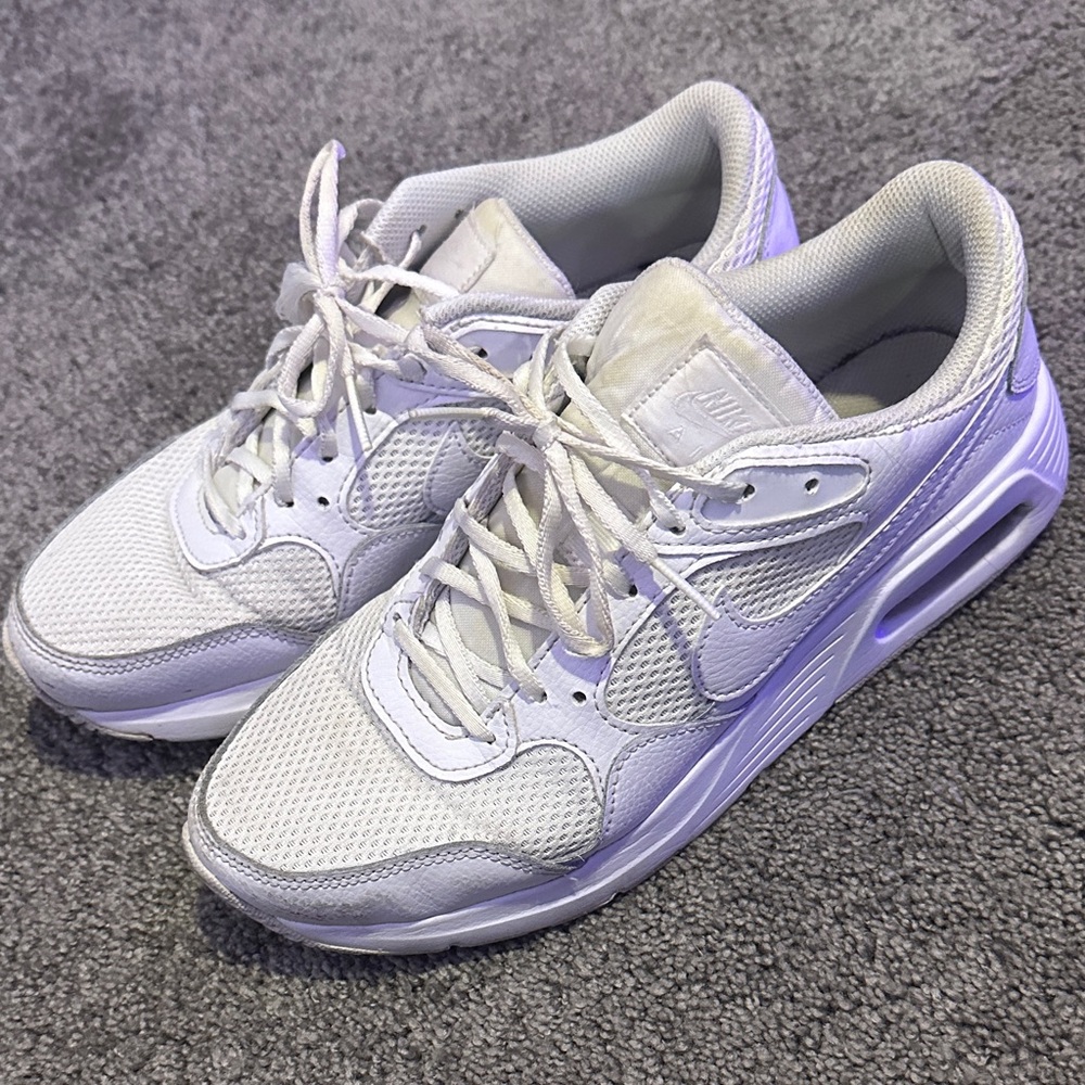 Nike Women's All-White Sneakers - Picture 3 of 3